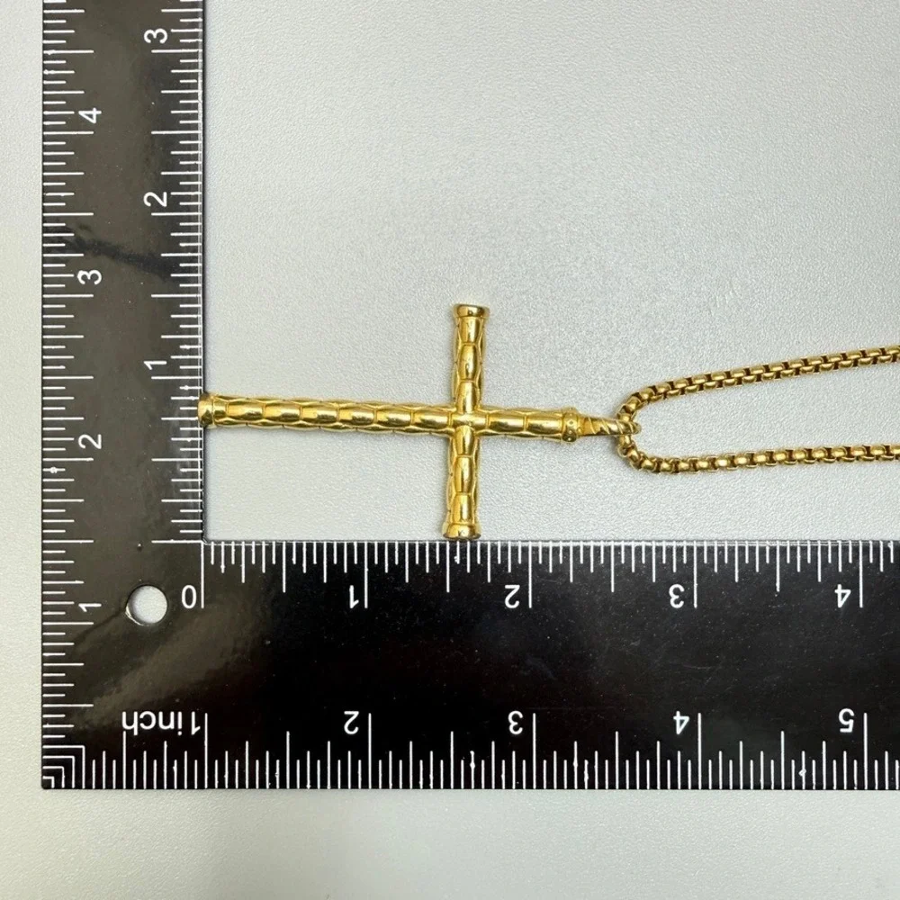 Gold Tone Cross Pendant‎ Box Chain Necklace 23